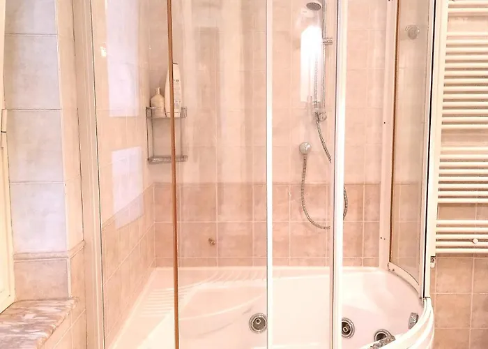 Matrimoniale Con Bagno En E Terrazzo Rom